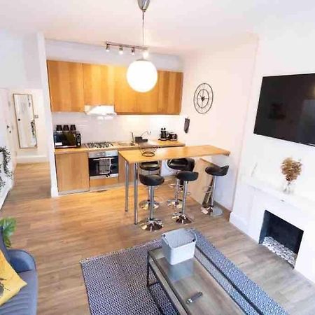 Lovely 2 Bedroom Apartment In Chelsea Sw3 ロンドン エクステリア 写真